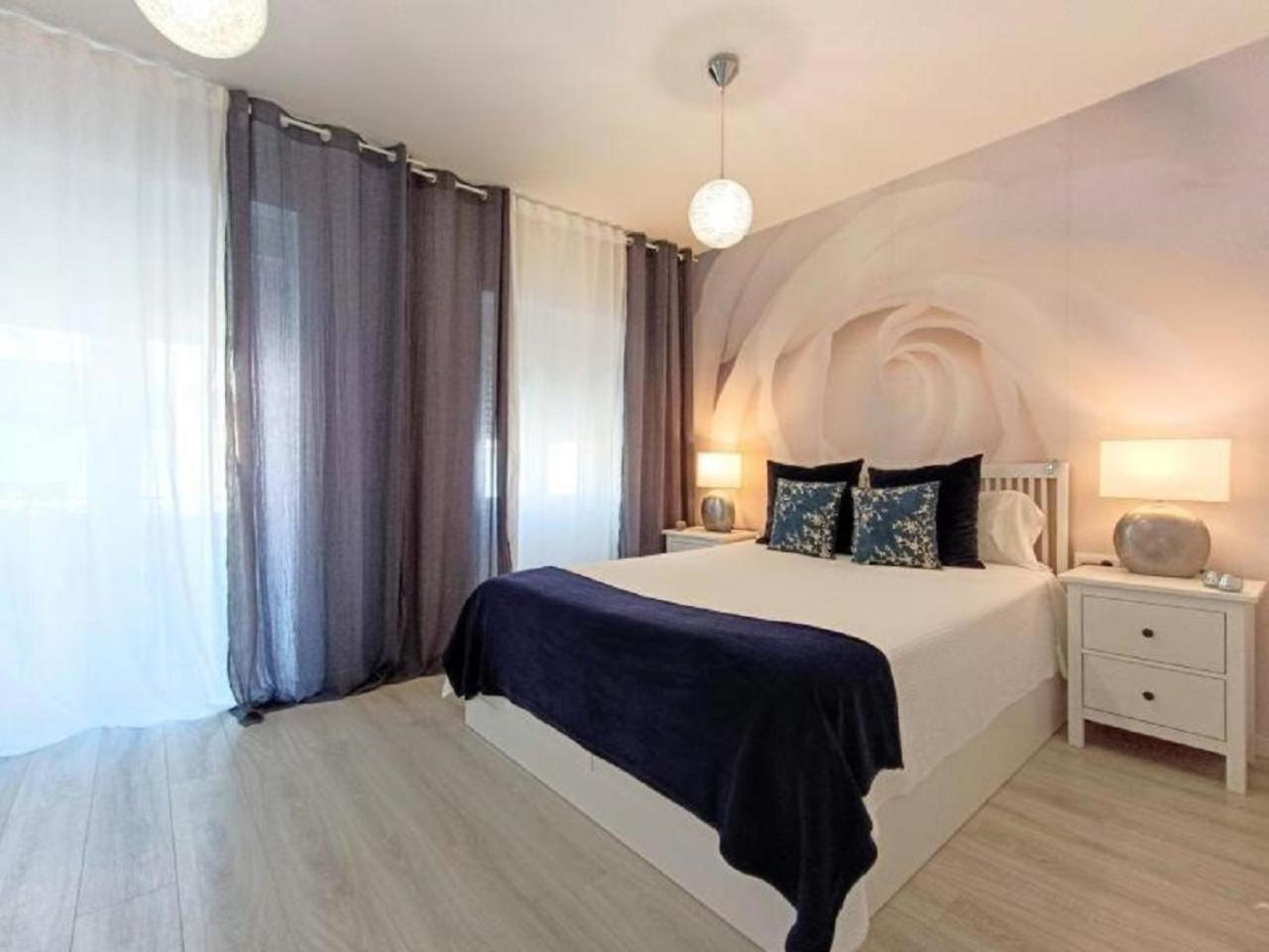 Luxury New Loft City Centre & Castle, Alicante Exteriör bild