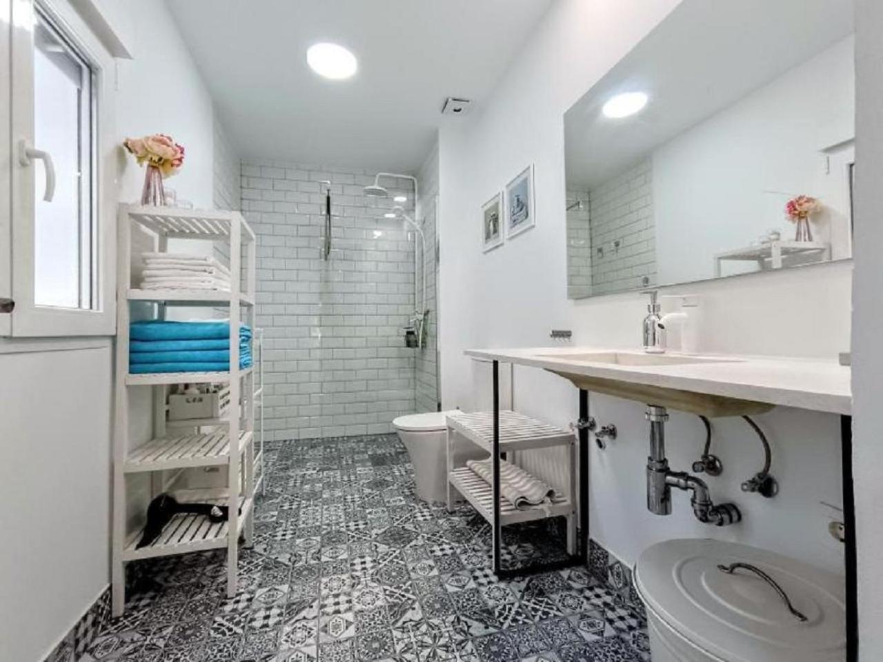 Luxury New Loft City Centre & Castle, Alicante Exteriör bild